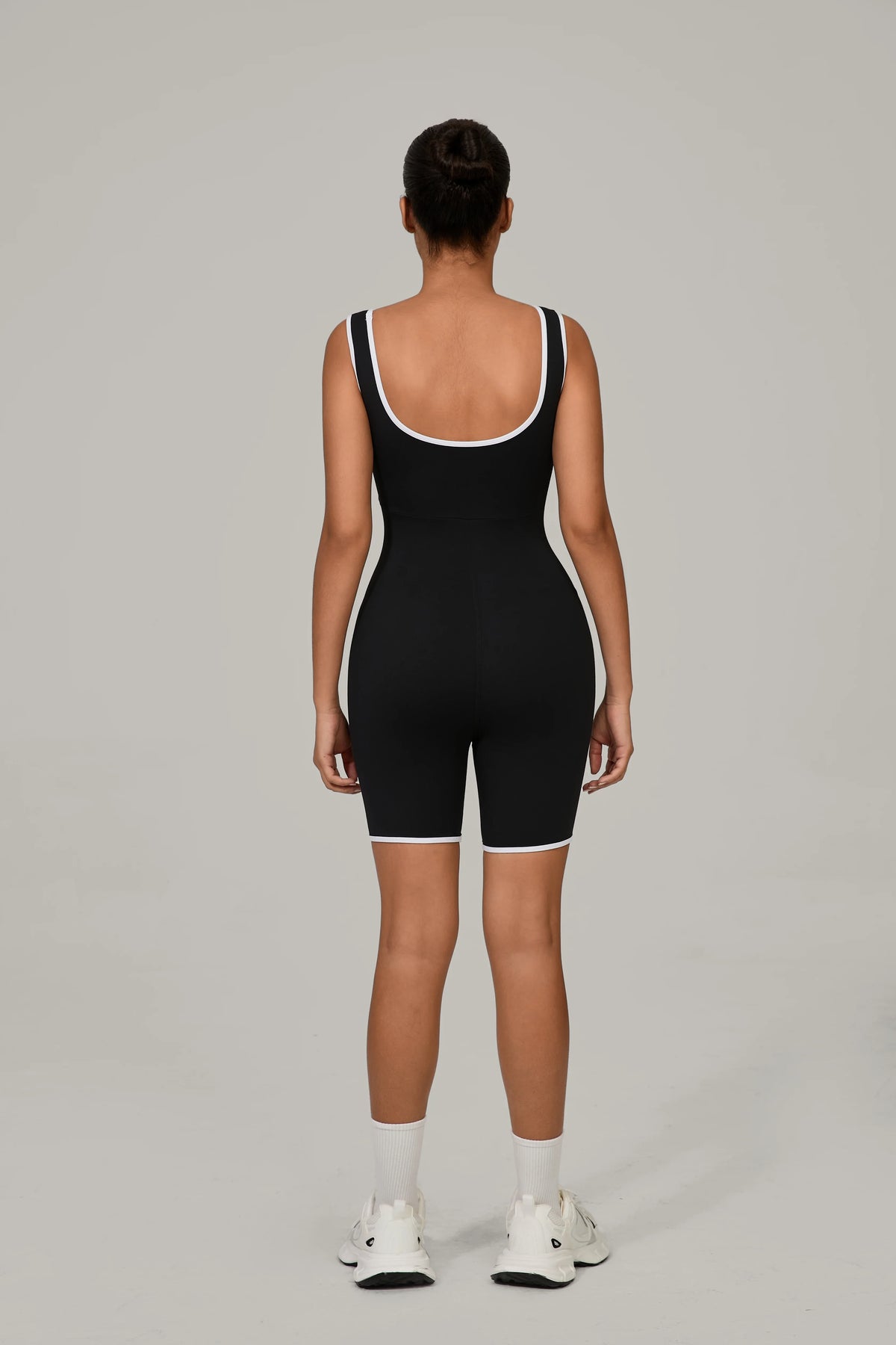 Women's Sports Jumpsuit Yoga Fitness Combination Lift Buttocks Bare Back High Elasticity Gym Sexy Sports Jumpsuit Gym Romper